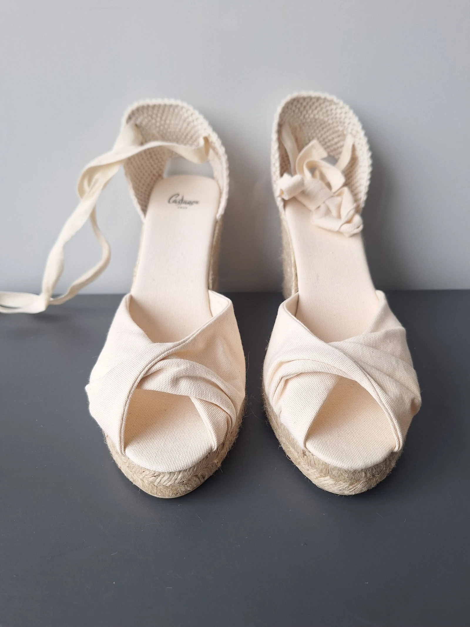 Castañer espadrilles crema con tacón de cuña y cordón 41 – photo 3
